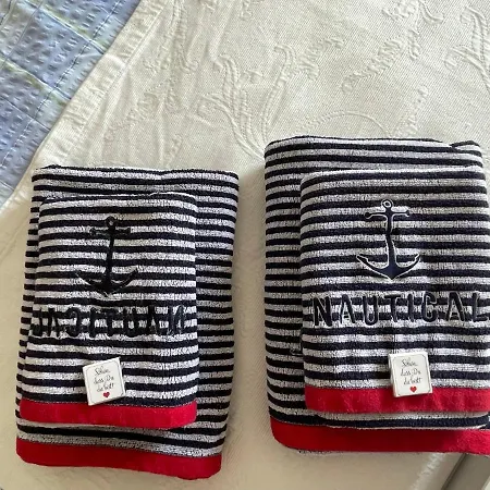 홈스테이 Ferienzimmer Claudia Surwold