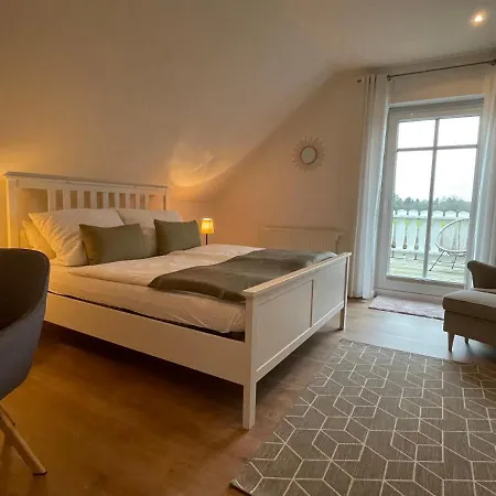 民宿 Ferienzimmer Claudia Surwold